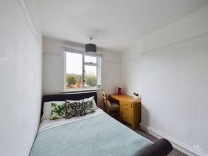 bed 3 - click for photo gallery